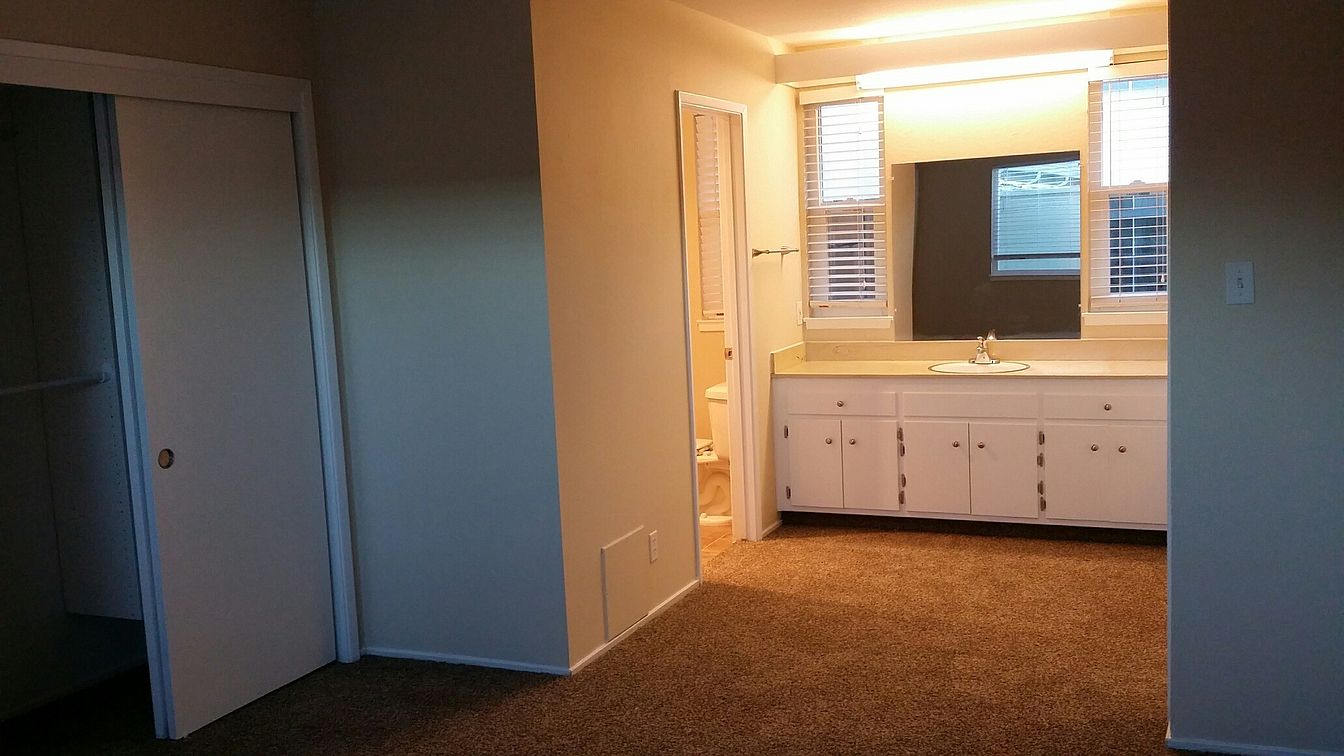 3331 Princeton Way Rentals photo 4